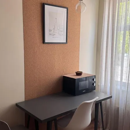 Mo&ko Snelli - Self Check-in - 5 Min From Old Town Apartment